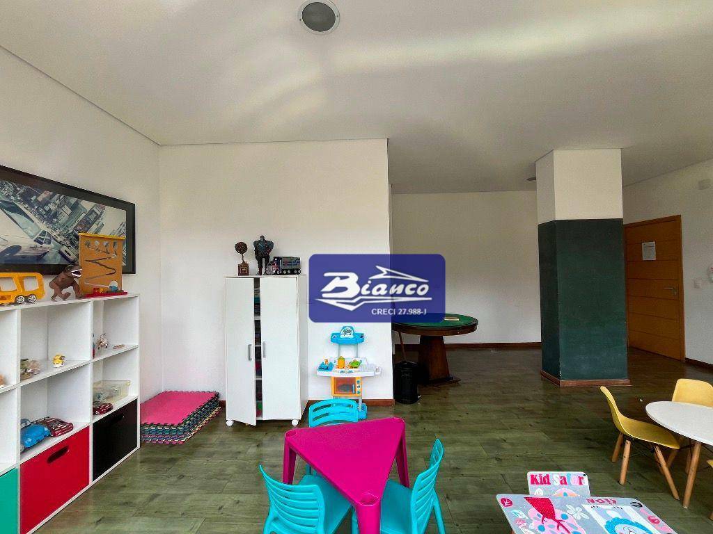 Apartamento à venda com 3 quartos, 83m² - Foto 30