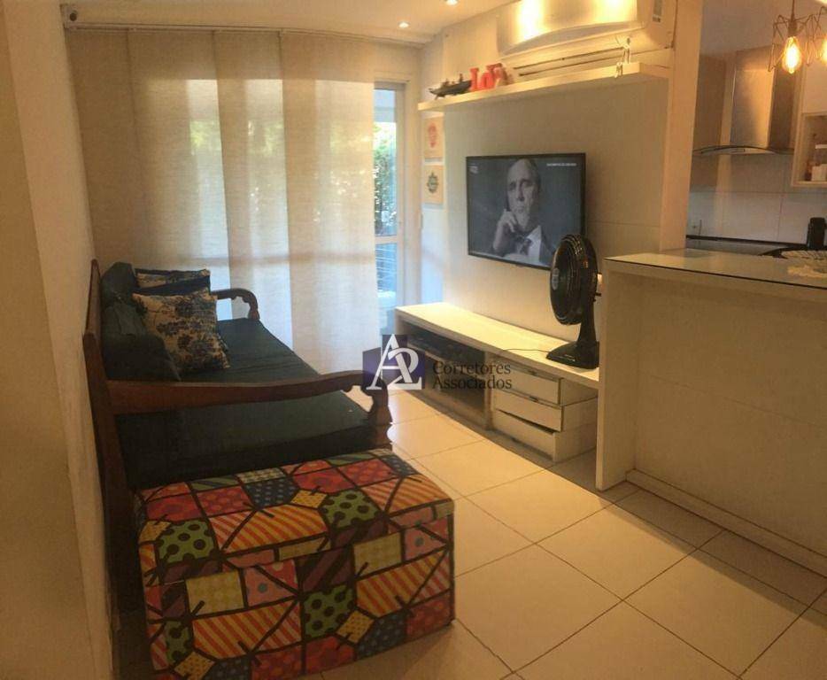 Apartamento à venda com 2 quartos, 100m² - Foto 11