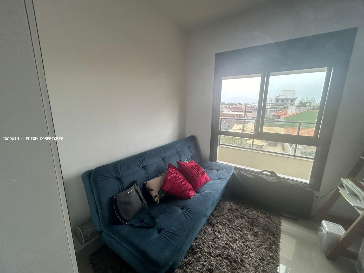 Apartamento à venda com 3 quartos, 97m² - Foto 7