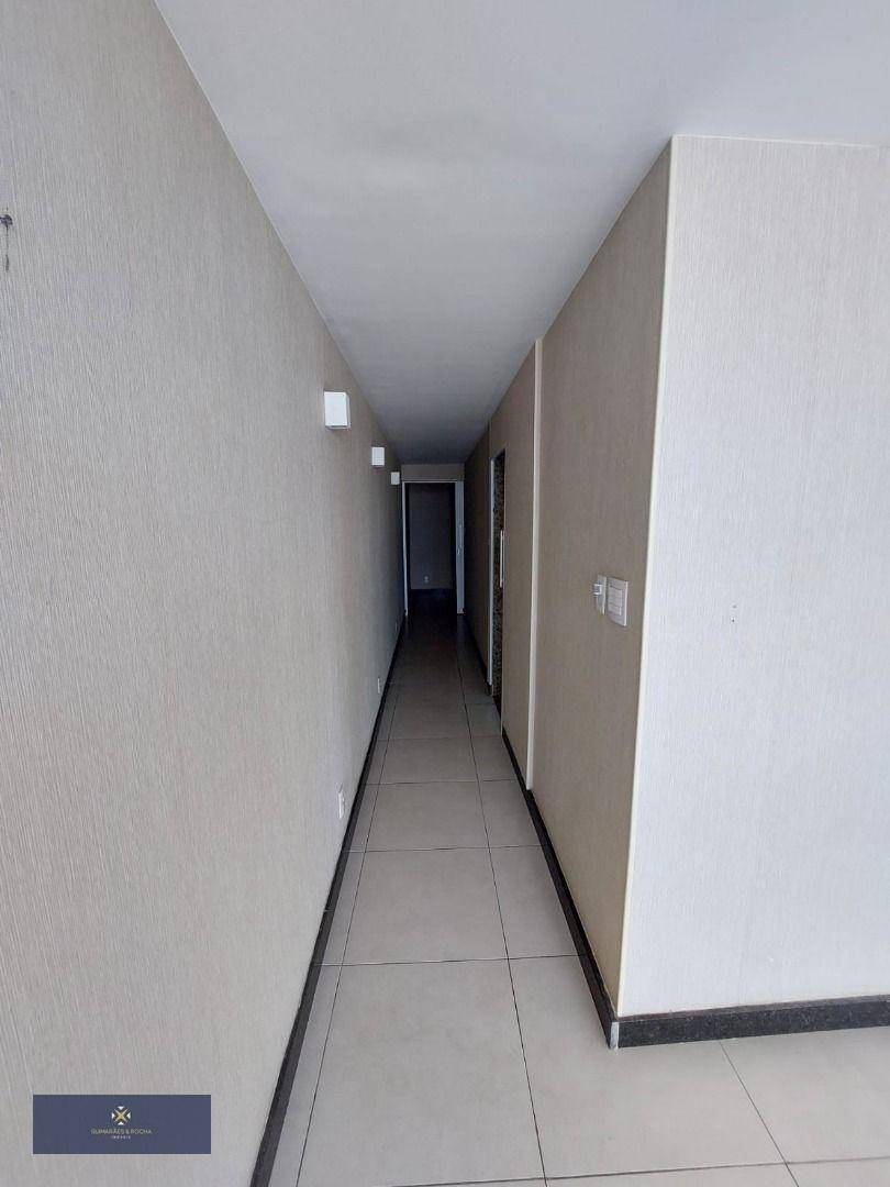 Apartamento à venda com 3 quartos, 198m² - Foto 36