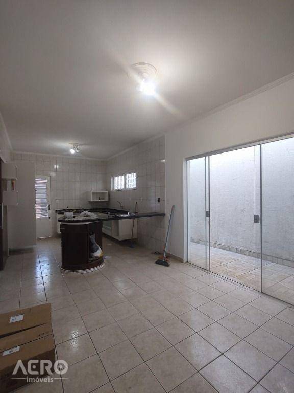 Casa, 2 quartos, 139 m² - Foto 4