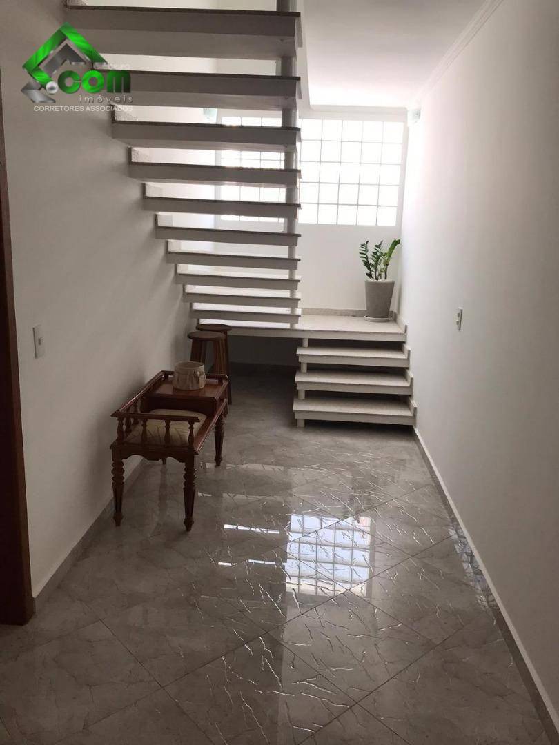 Casa de Condomínio à venda com 5 quartos, 302m² - Foto 12