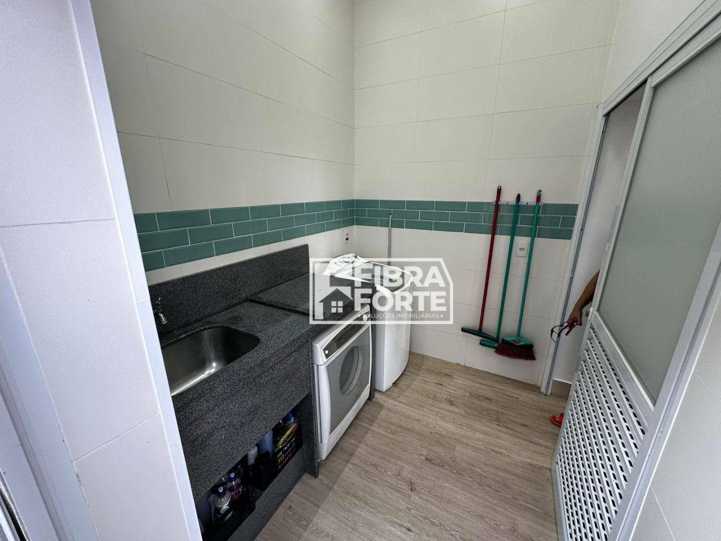 Casa de Condomínio à venda com 3 quartos, 260m² - Foto 24