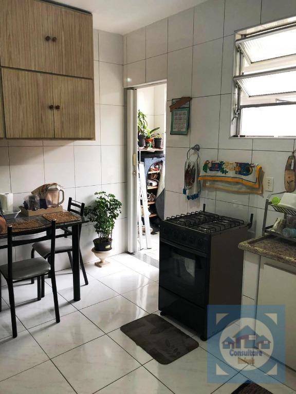 Apartamento à venda com 3 quartos, 121m² - Foto 20