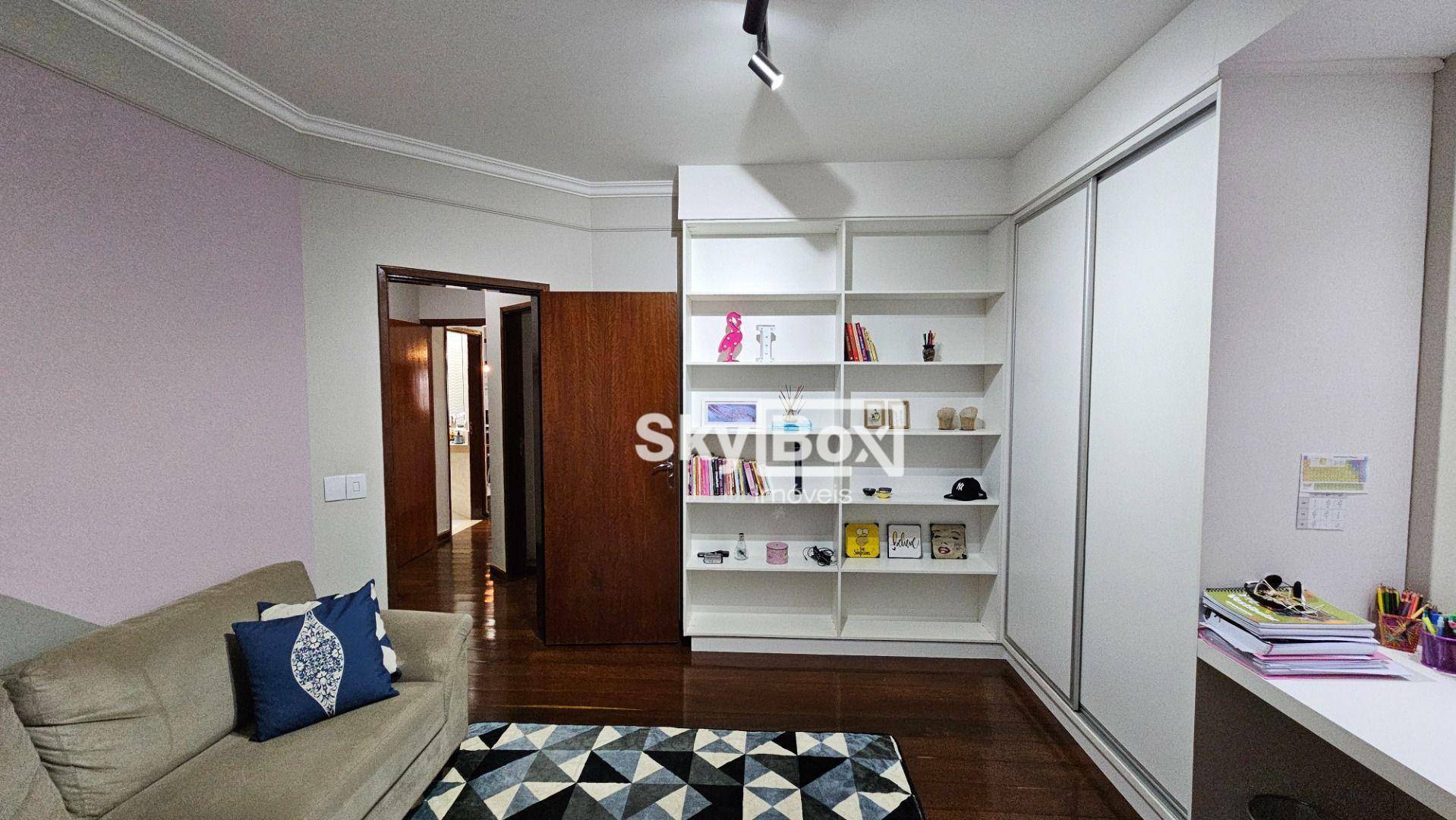 Casa à venda com 3 quartos, 241m² - Foto 33