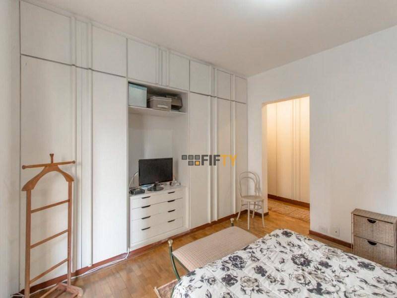 Apartamento à venda com 4 quartos, 250m² - Foto 17