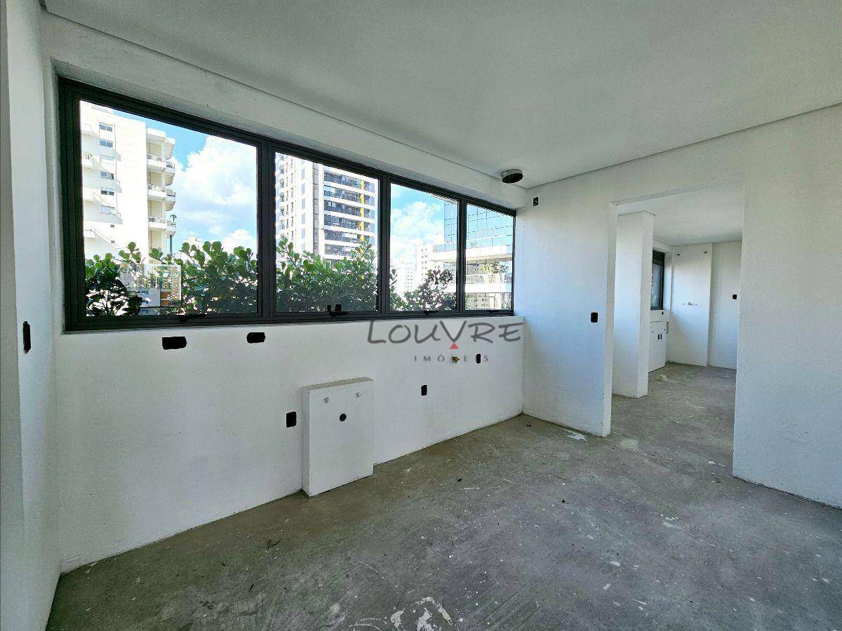 Apartamento à venda com 3 quartos, 227m² - Foto 9