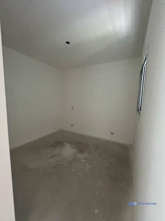 Apartamento à venda com 2 quartos, 61m² - Foto 14