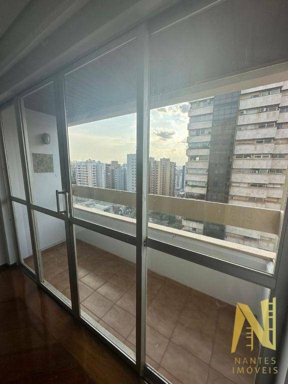 Apartamento à venda com 3 quartos, 90m² - Foto 2