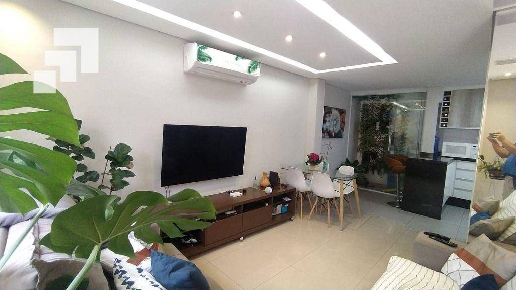 Sobrado à venda com 2 quartos, 65m² - Foto 1