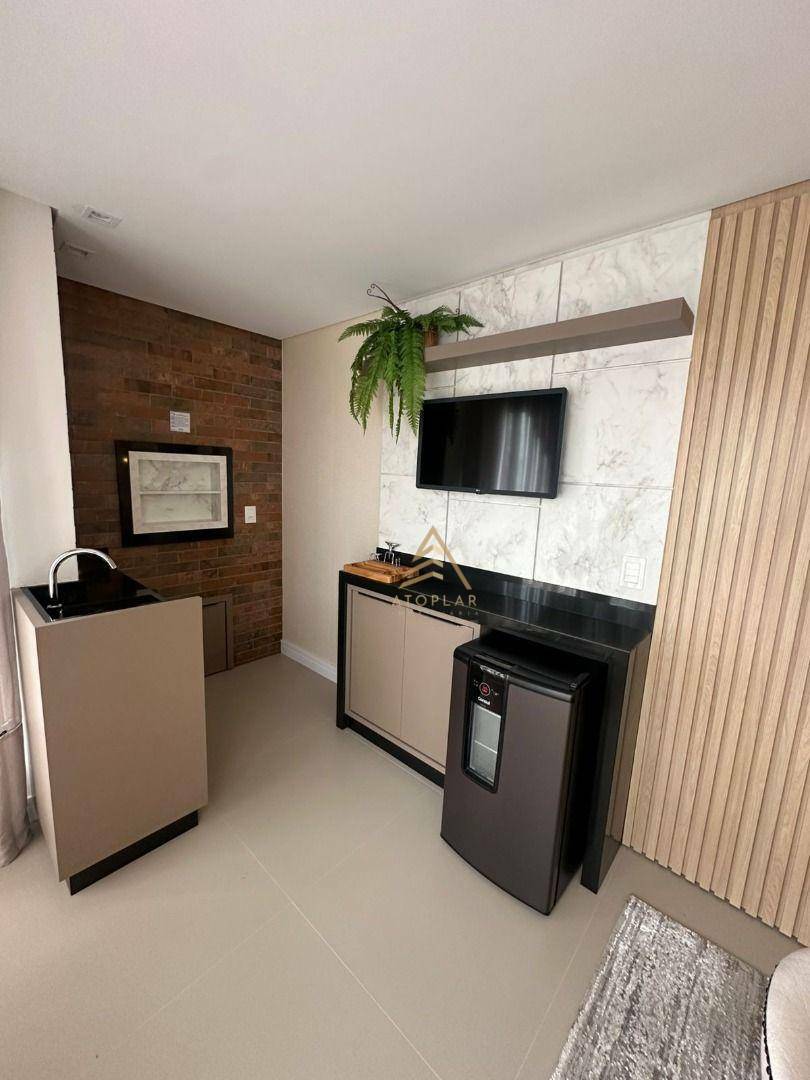 Apartamento à venda com 3 quartos, 103m² - Foto 6