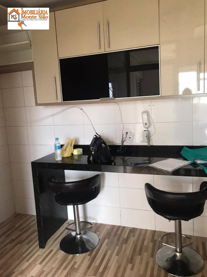 Apartamento à venda com 3 quartos, 76m² - Foto 12