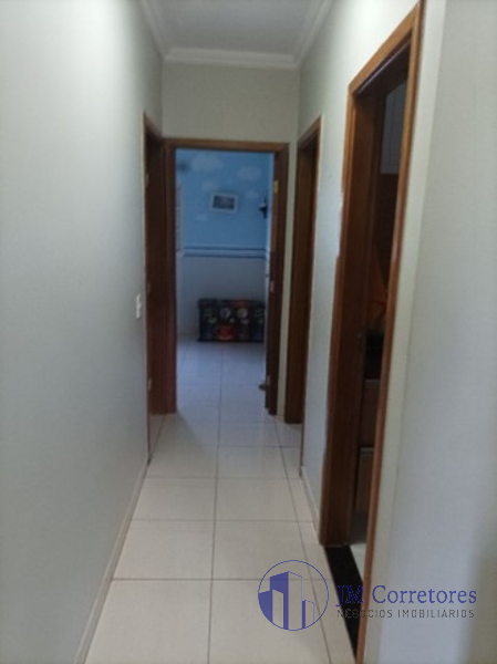 Casa à venda com 4 quartos, 220m² - Foto 5