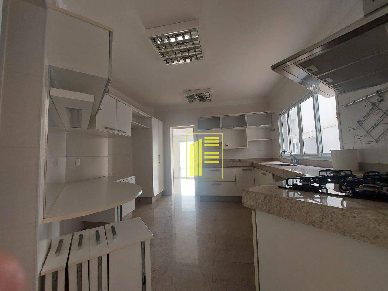 Casa de Condomínio para alugar com 5 quartos, 430m² - Foto 22