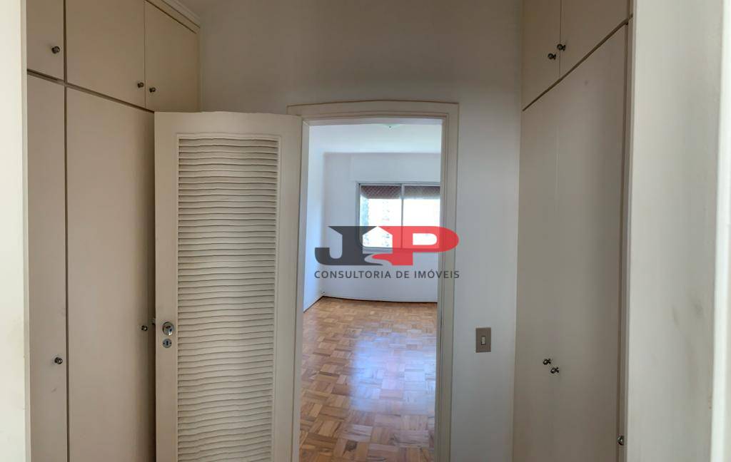 Apartamento para alugar com 3 quartos, 123m² - Foto 14