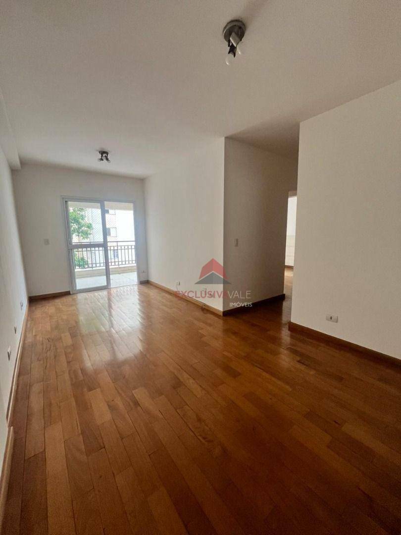 Apartamento para alugar com 2 quartos, 72m² - Foto 2