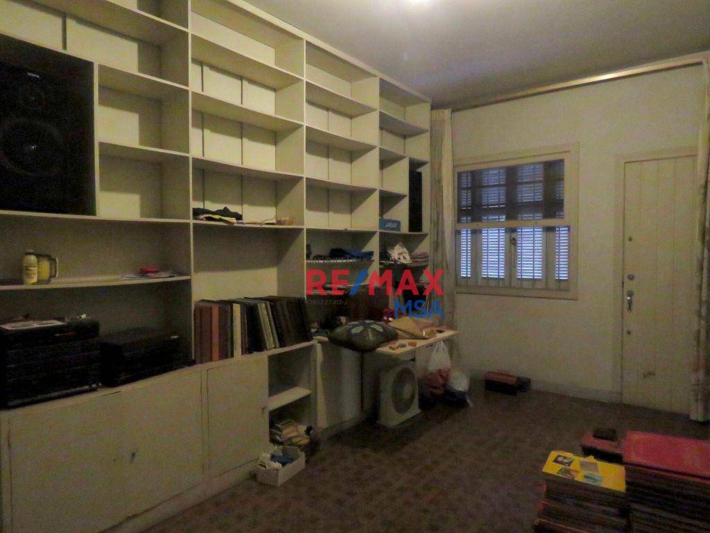 Casa para alugar com 4 quartos, 360m² - Foto 10