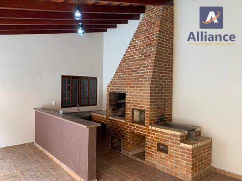 Casa à venda e aluguel com 3 quartos, 270m² - Foto 21