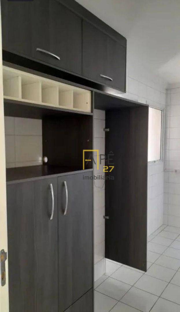 Apartamento para alugar com 3 quartos, 86m² - Foto 10