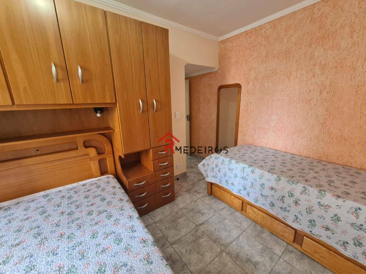 Apartamento à venda com 2 quartos, 66m² - Foto 13