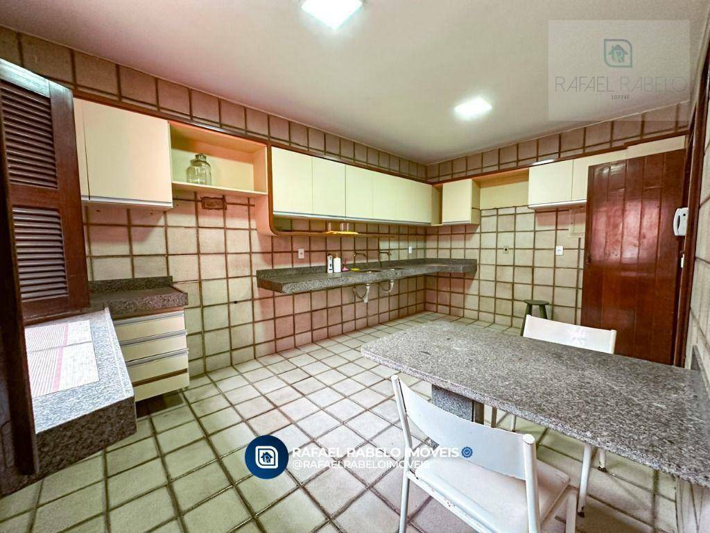 Casa à venda com 4 quartos, 230m² - Foto 7
