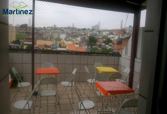 Sobrado à venda com 2 quartos, 200m² - Foto 32