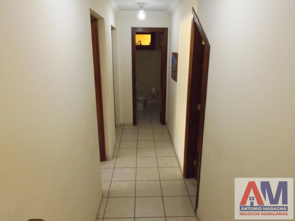 Casa à venda com 3 quartos, 240m² - Foto 38