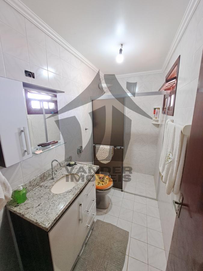 Casa à venda com 4 quartos, 300m² - Foto 10