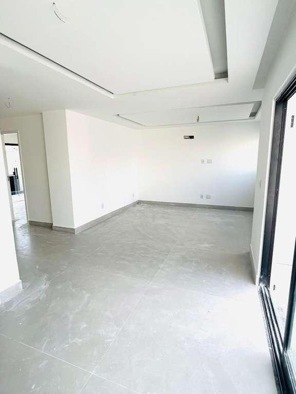 Casa de Condomínio à venda com 4 quartos, 212m² - Foto 4