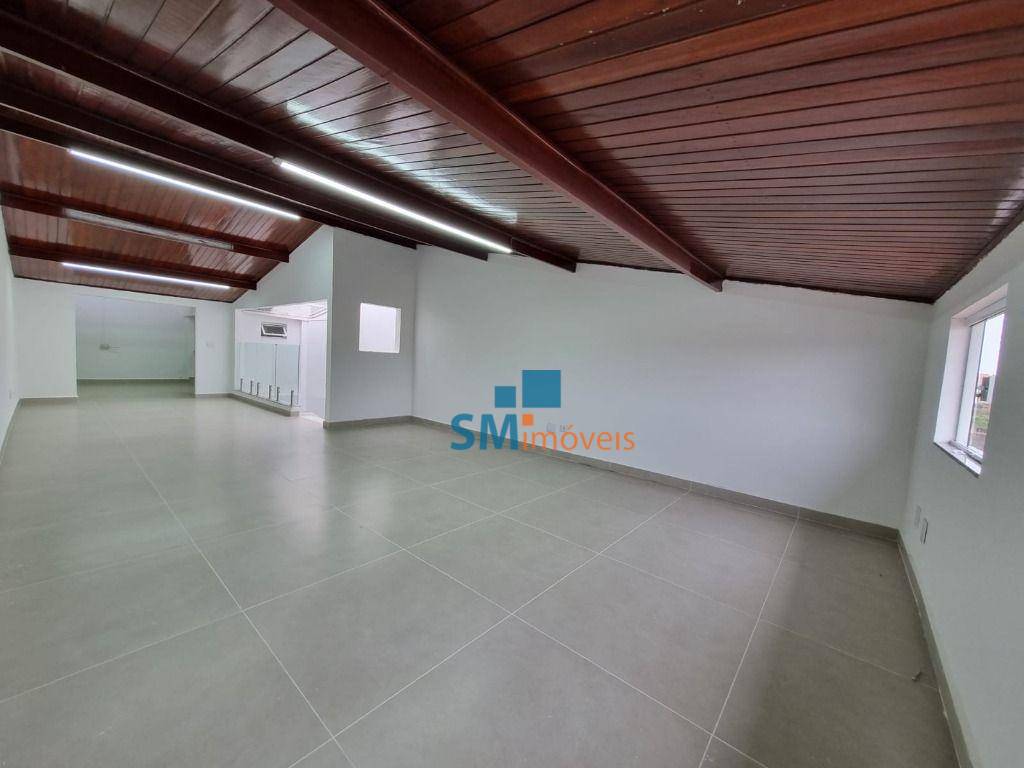 Sobrado à venda com 3 quartos, 259m² - Foto 2