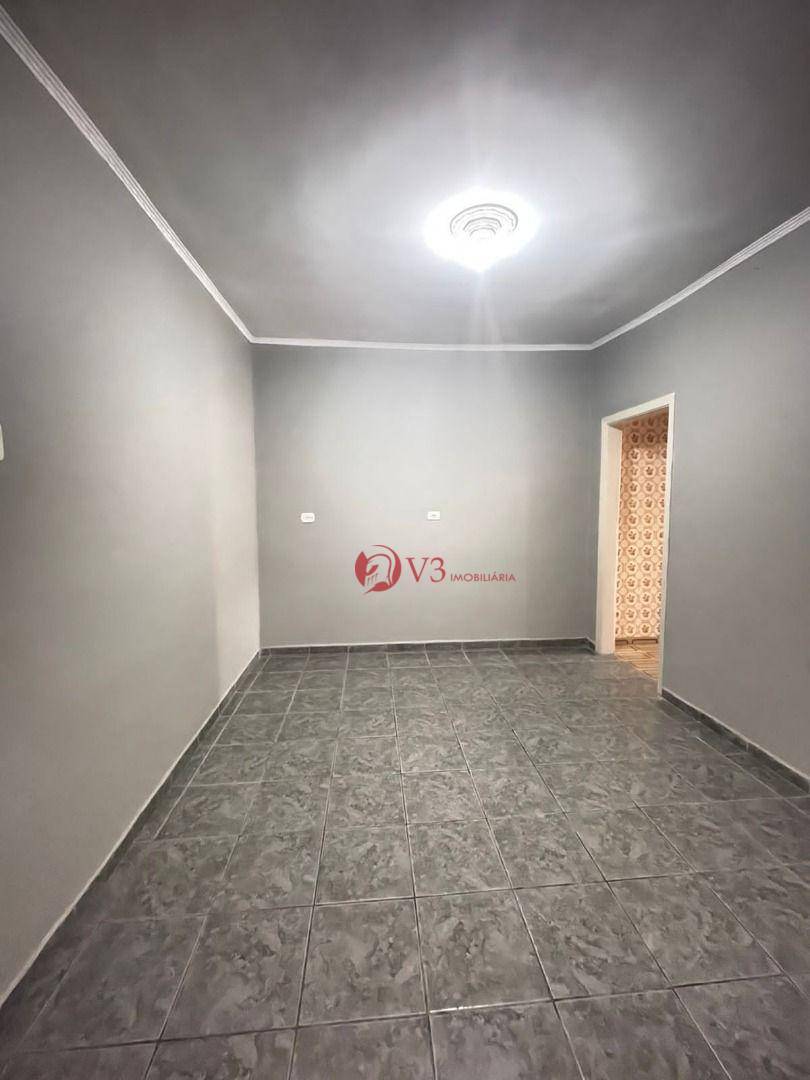 Sobrado à venda com 3 quartos, 138m² - Foto 2