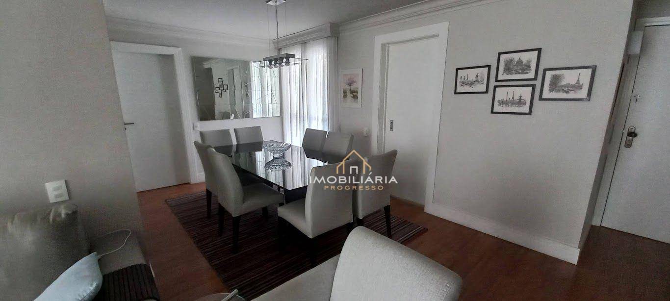 Apartamento à venda com 3 quartos, 107m² - Foto 13