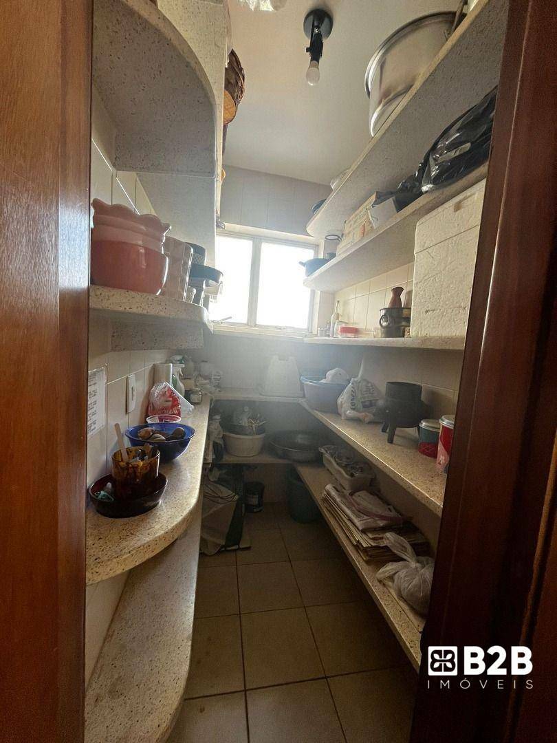 Apartamento à venda com 4 quartos, 390m² - Foto 14
