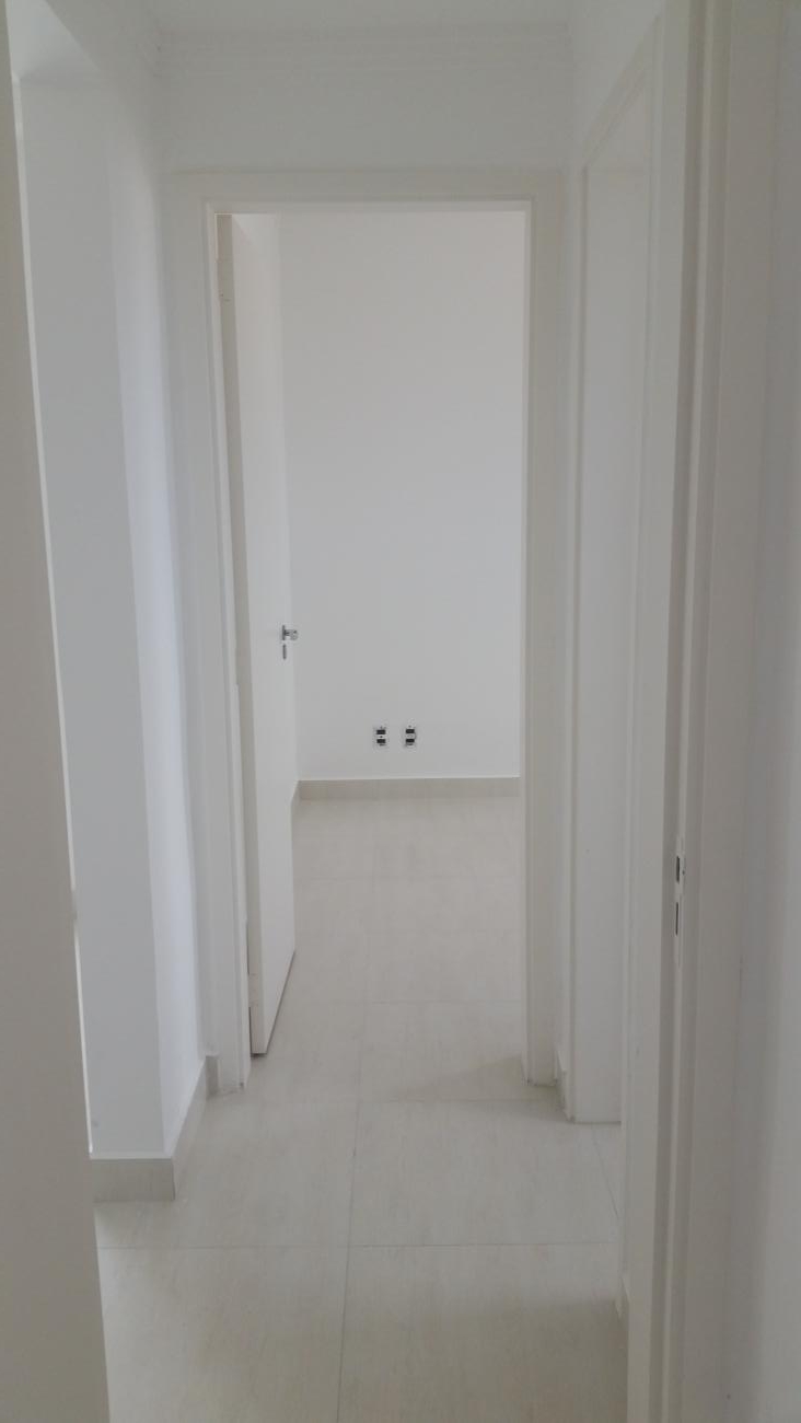 Apartamento à venda com 2 quartos, 68m² - Foto 6