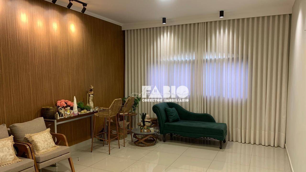 Casa à venda com 3 quartos, 250m² - Foto 8