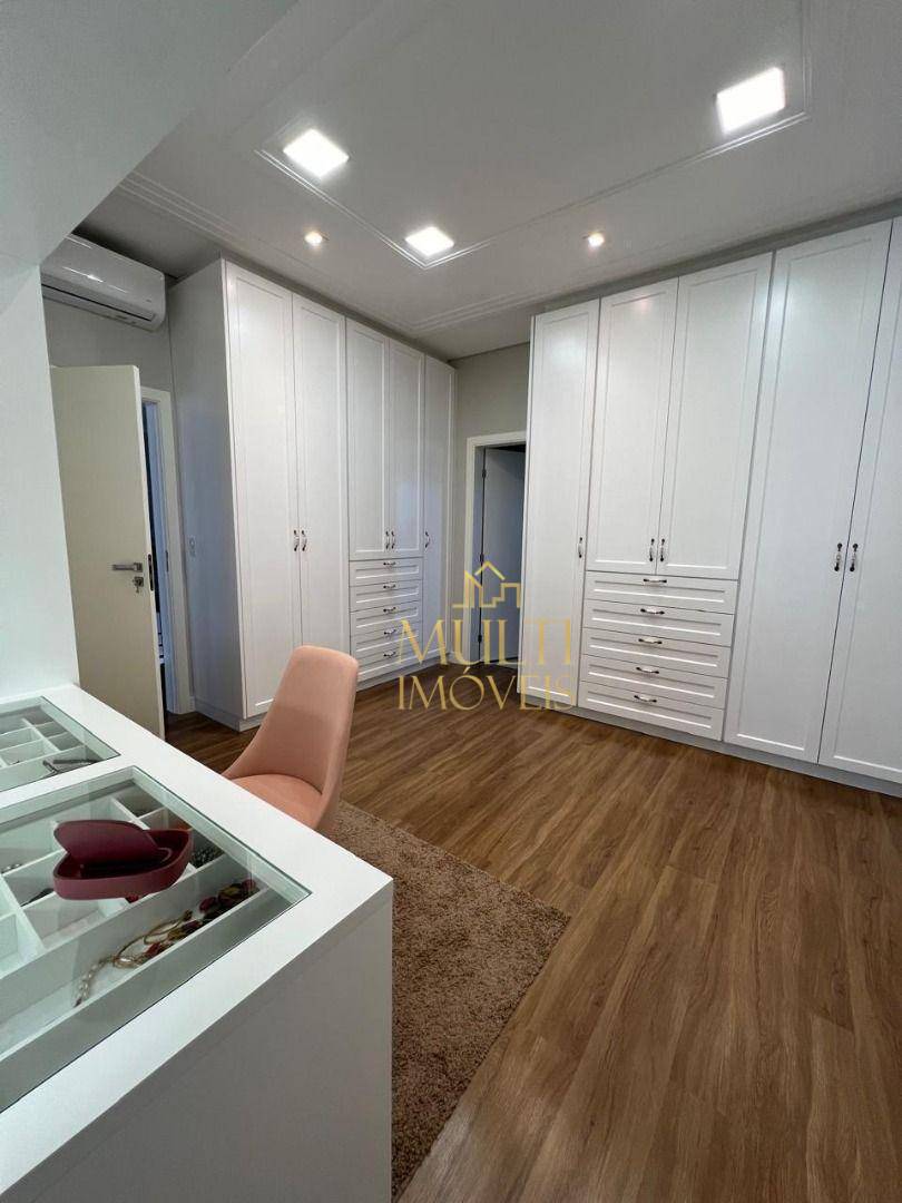 Sobrado à venda com 5 quartos, 521m² - Foto 2