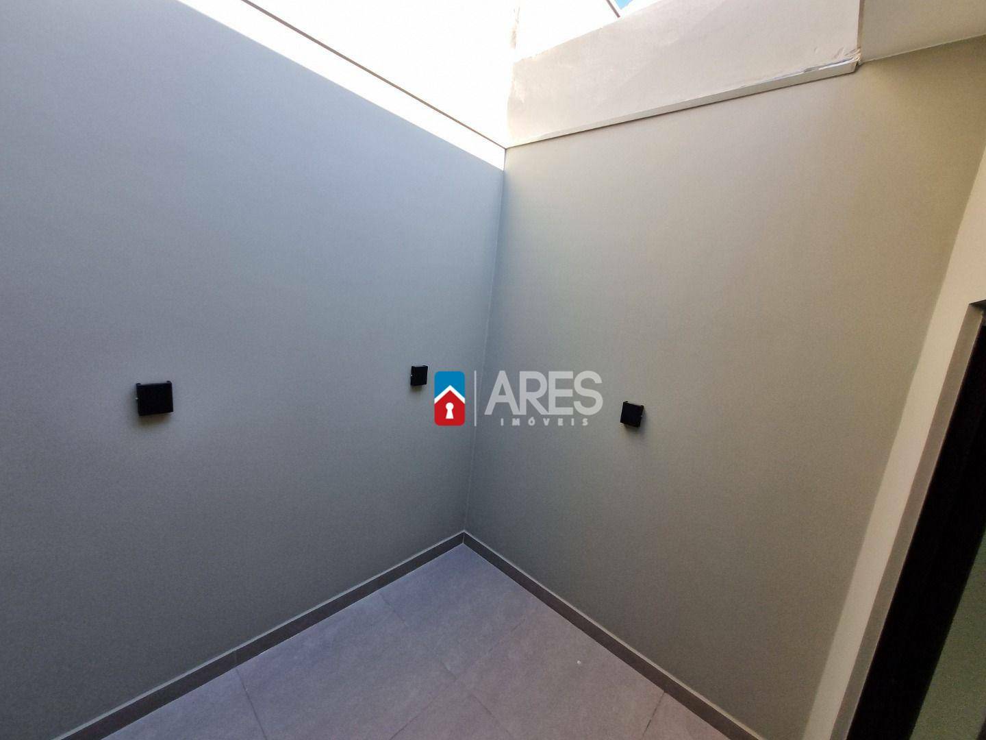 Casa à venda com 2 quartos, 107m² - Foto 14