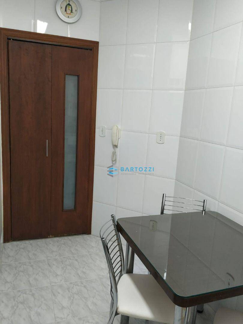 Apartamento à venda com 3 quartos, 104m² - Foto 19