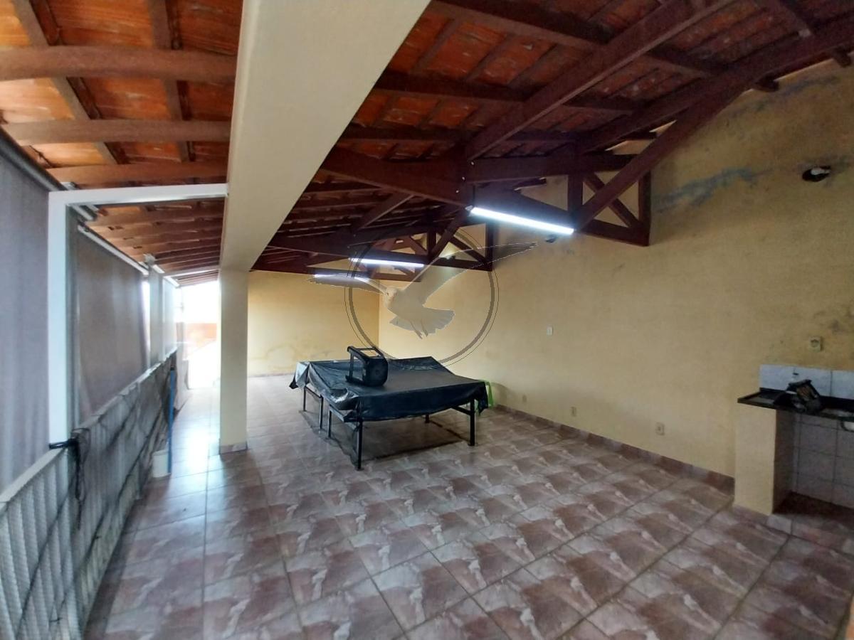 Casa à venda com 3 quartos, 250m² - Foto 17