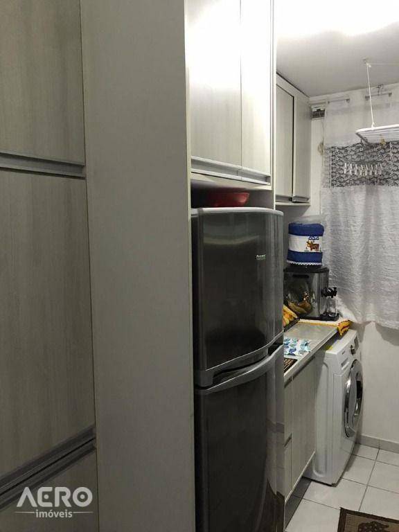 Apartamento à venda com 2 quartos, 46m² - Foto 7