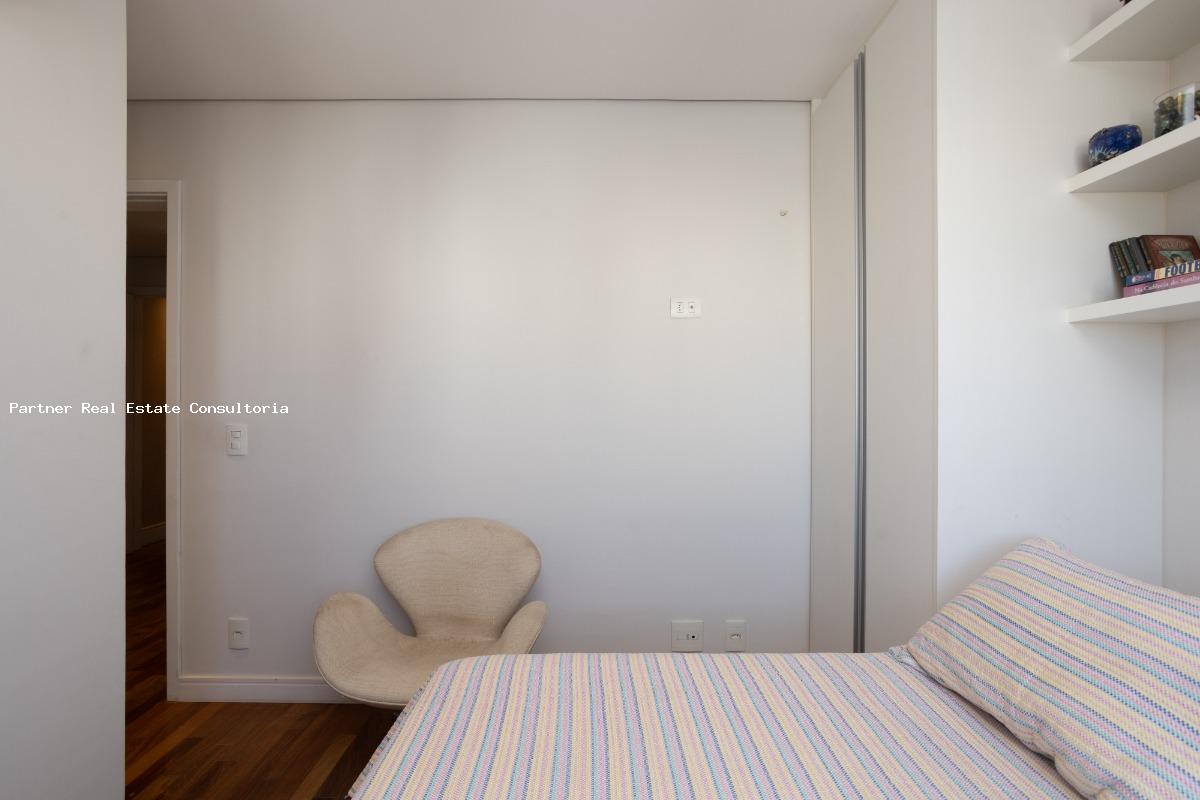 Apartamento à venda com 4 quartos, 153m² - Foto 12