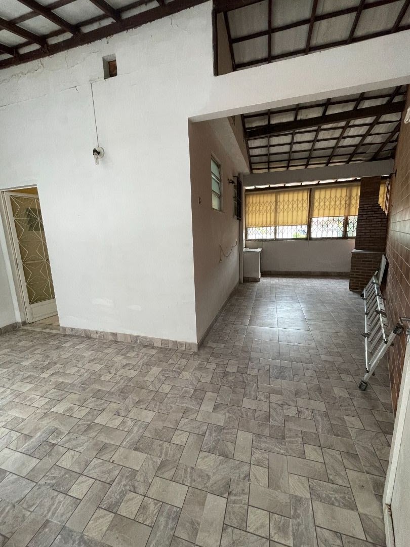 Casa à venda com 4 quartos, 199m² - Foto 31