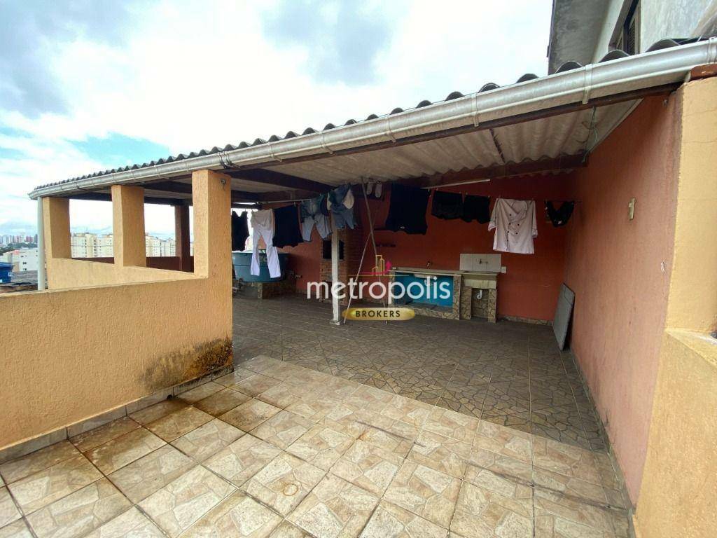 Casa à venda com 3 quartos, 300m² - Foto 3