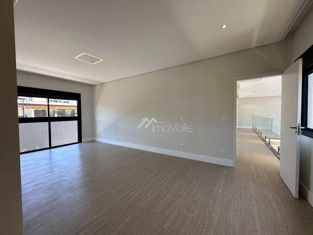 Casa de Condomínio à venda com 4 quartos, 398m² - Foto 32