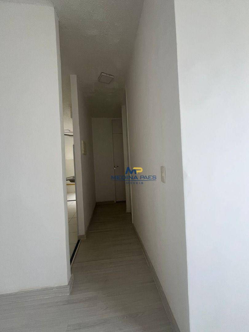 Apartamento à venda com 2 quartos, 55m² - Foto 3