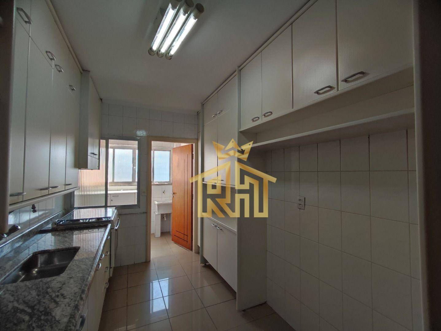 Apartamento à venda com 3 quartos, 131m² - Foto 20