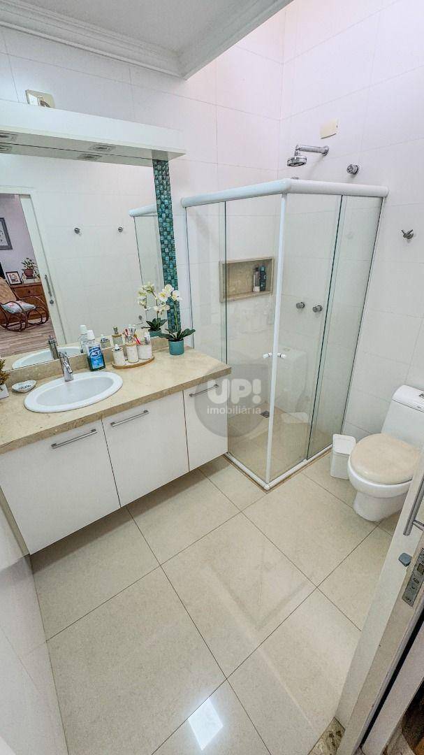 Casa, 3 quartos, 212 m² - Foto 30