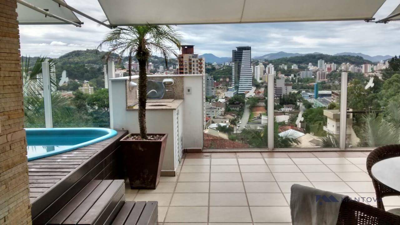 Casa à venda com 3 quartos, 300m² - Foto 13