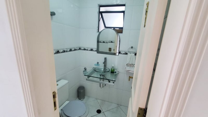 Apartamento à venda com 3 quartos, 190m² - Foto 10