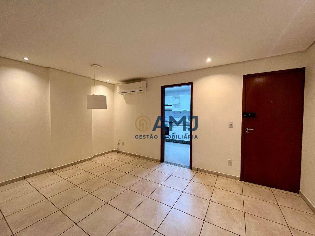 Apartamento à venda com 3 quartos, 96m² - Foto 3